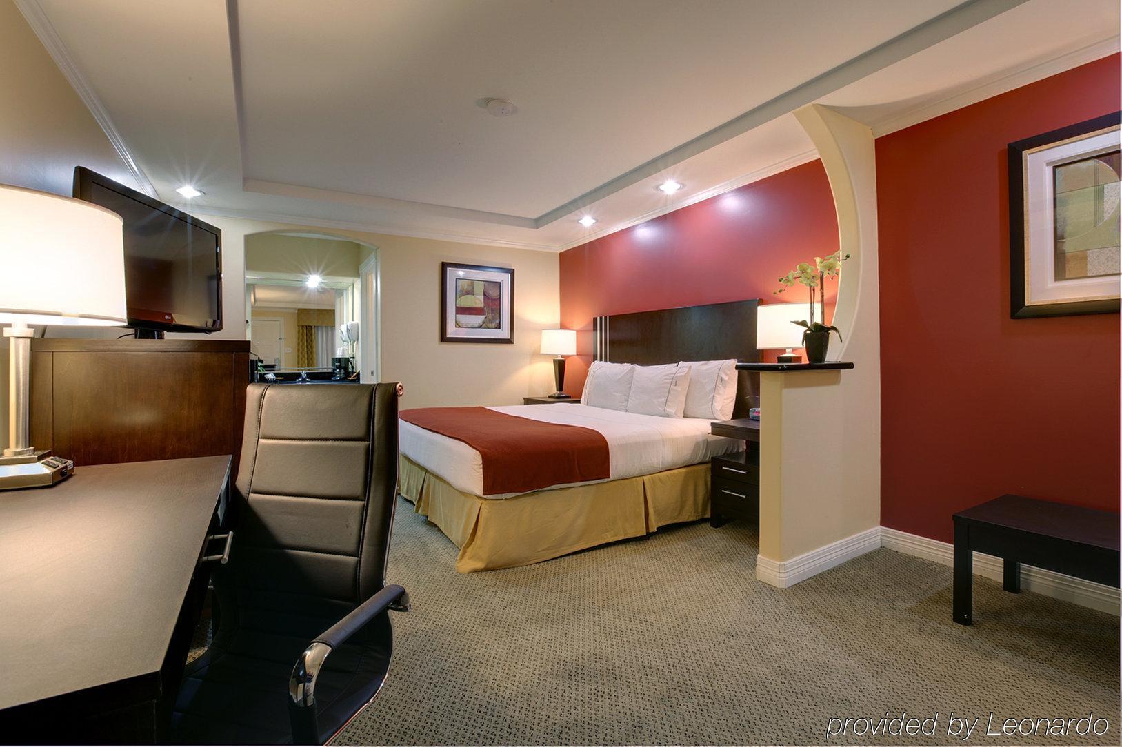 Americas Best Value Inn Angleton Bilik gambar